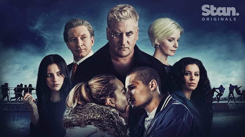 Скины - постер сериала